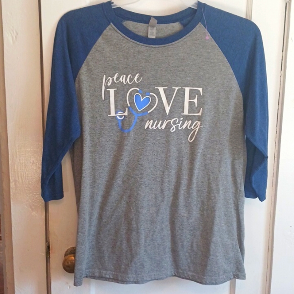 Peace, love, Nursing T